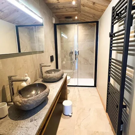 Apartment Spacieux Les Gets, 3 Ch, Wifi, Parking Inclus